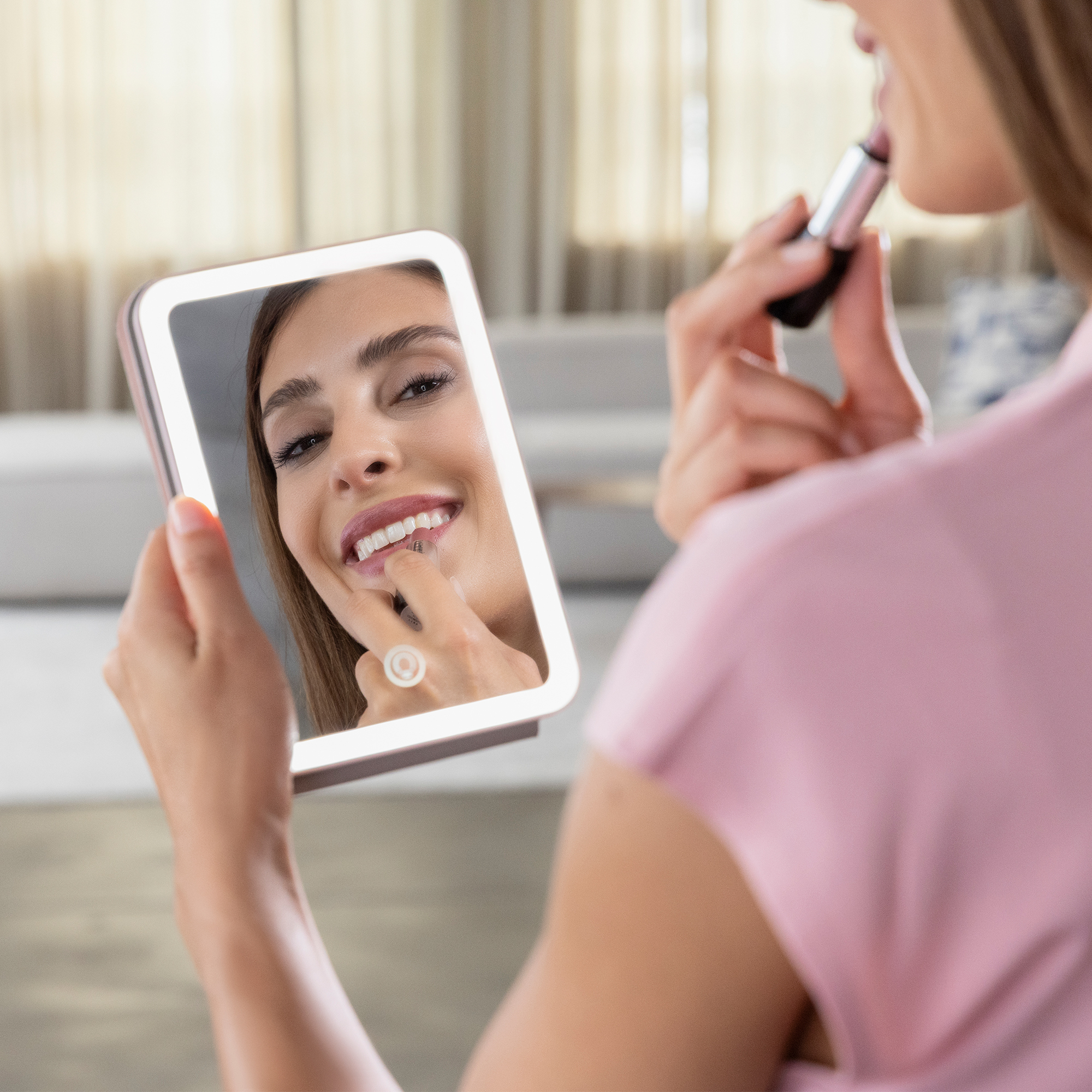 870c771395756de75a3757198e58b1da CM 400 | Tablet Spiegel